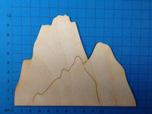 Lade das Bild in den Galerie-Viewer, Berg aus Holz