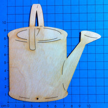 Lade das Bild in den Galerie-Viewer, Gießkanne aus Holz