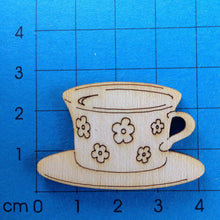 Lade das Bild in den Galerie-Viewer, Kaffetasse mit Blümchen aus Holz Einladungskarten basteln, Basteln mit Kindern, Geschenk zum Geburtstag, Deco für Gartenparty, Kleine Holzteile, Holzteile zum Selbstgestalten, Kaffeetasse aus Holz, Streuteile Holz, Streuteile diy, Streuteile basteln, Dirnd Trachtenhut aus Holz, Tischdeko selber machen, Deco Küche, Basteln mit Holz, Karte zum Geburtstag basteln, Holzteilechen, Basteln mit Holzteilen, Kaffeetasse zum Basteln, Holzteile bemalen, Oktoberfestdeko, Kaffeetasse zum Basteln, Tischdeko selber mach