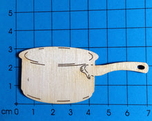 Lade das Bild in den Galerie-Viewer, Topf mit Stiel aus Holz