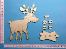 Lade das Bild in den Galerie-Viewer, Elch aus Holz zum Hinstellen