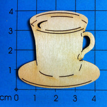 Lade das Bild in den Galerie-Viewer, Kaffeetasse hoch aus Holz