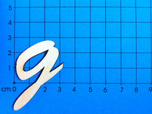 Lade das Bild in den Galerie-Viewer, Buchstaben in Schreibschrift 5cm aus Holz