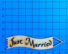 Lade das Bild in den Galerie-Viewer, Fliegerbanner aus Holz mit verschieden Texten Basteln mit Holz für Kinder, Banner mit Schriftzug zum Geburtstag, Basteln mit Holz, Schrifttafeln, Holzideen , Holz bemalen Acryl, Holzteile bemalen, Holzkunst, Basteln mit Holz, Schilder mit Schriftzug, Holz bemalen, Schild zum Basteln, Holzteile, Schild für alle Anlässe, Holzteile, Holzkunst, Basteln mit Holz, Holzideen , Basteln mit Holz für Kinder, Holz bemalen, Schilder mit Schriftzug, Banner mit Schriftzug zum Geburtstag, Holz bemalen Acryl, Schrifttafe