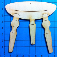 Lade das Bild in den Galerie-Viewer, Melkschemel aus Holz