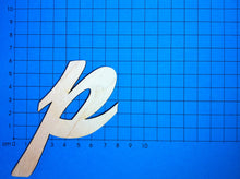 Lade das Bild in den Galerie-Viewer, Buchstaben in Schreibschrift 10cm aus Holz