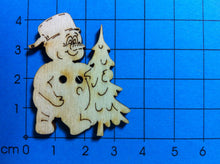 Lade das Bild in den Galerie-Viewer, Schneemann m. Topf u. Baum als Knopf 4 cm Tiereknöpfe, Knopf zum Nähen, Knöpfe mit Gesicht, Holzknopf, Knopf zum Basteln, Knöpfe zum Dekorieren, Knöpfe, Schneemann Knopf, Knöpfe zum Bemalen, Knopf aus Holz, BUH 7504