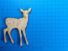 Lade das Bild in den Galerie-Viewer, Rehkitz aus Holz basteln mit Kindern, Kinder basteln Tiere, Tiere aus Holz malen, Rehkitz malen, Holzbastelartikel, Tiere aus Holz basteln, Waldtier Dekoration gestalten, Dekoidee für Zuhause, Bastelzubehör aus Holz,  Bastelzubehör aus Holz, basteln mit Kindern, Holzbastelartikel, Tiere aus Holz basteln, Kinder basteln Tiere, Dekoidee für Zuhause, Waldtier Dekoration gestalten, Rehkitz malen, Tiere aus Holz malen,  HIH 6310