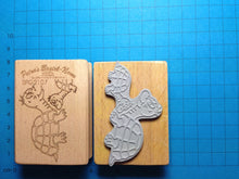 Lade das Bild in den Galerie-Viewer, Stempel "Schildkröte mit Baby" 7 cm Stempelideen, Stempel für Hochzeit, Stempel für scrapbooking, Stempel für Kartengestaltung, Stempel für Holz, Stempel für Geschenke, Stempel für Kinder, Baby Stempel, Stempel mit Holzgriff, Stempeln, SPG 2107