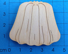 Lade das Bild in den Galerie-Viewer, Gugelhupf aus Holz