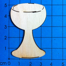 Lade das Bild in den Galerie-Viewer, Weinkelch aus Holz