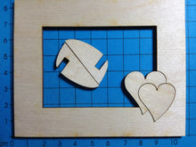 Lade das Bild in den Galerie-Viewer, Rahmen mit Herz aus Holz