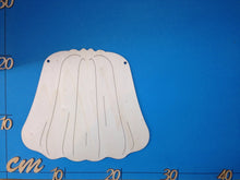 Lade das Bild in den Galerie-Viewer, Schild als Gugelhupf aus Holz Holz bemalen, Schilder für den Eingang, Holzideen , Basteln mit Holz, Schild zum Geburtstag, Schilder aus Holz, Schilder zum Basteln, Schild für Küche, Basteln mit Holz für Kinder, Türschild, RCH 5122