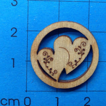 Lade das Bild in den Galerie-Viewer, Schmuckteil aus Holz, verschiedene Figuren 2cm