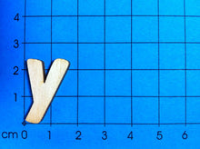 Lade das Bild in den Galerie-Viewer, Buchstaben in 2,3cm aus Holz