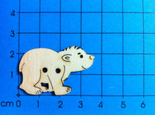 Lade das Bild in den Galerie-Viewer, Eisbär als Knopf 3,5 cm Eisbär Knopf, Knöpfe zum Bemalen, Knopf zum Basteln, Tiereknöpfe, Knöpfe, Knopf aus Holz, Knopf zum Nähen, Knöpfe zum Dekorieren, Knöpfe mit Gesicht, Holzknopf, BUH 3003