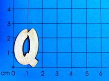 Lade das Bild in den Galerie-Viewer, Buchstaben in 2,3cm aus Holz