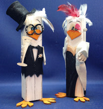 Lade das Bild in den Galerie-Viewer, Abendkleid mit Korsage aus Holz für Pfahltiere