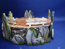 Lade das Bild in den Galerie-Viewer, Anbauplatte mit Löcher aus Holz ca 14x16cm