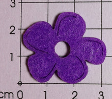 Lade das Bild in den Galerie-Viewer, Blume, ganz, Filz