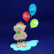 Lade das Bild in den Galerie-Viewer, Baby aus Holz, stehend Junge