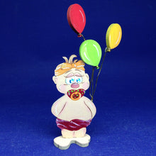 Lade das Bild in den Galerie-Viewer, Baby aus Holz, stehend Mädchen