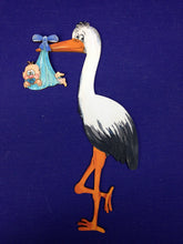 Lade das Bild in den Galerie-Viewer, Baby im Tuch aus Holz