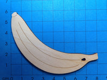 Lade das Bild in den Galerie-Viewer, Banane aus Holz