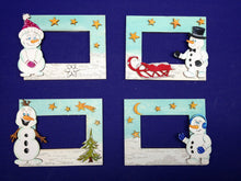 Lade das Bild in den Galerie-Viewer, Schneemann mit Ohrenwärmer aus Holz