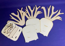 Lade das Bild in den Galerie-Viewer, Bastelset für Karotte/n aus Holz