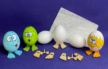 Lade das Bild in den Galerie-Viewer, Bastelset für lustige Ostereier