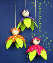 Lade das Bild in den Galerie-Viewer, Blumenkinder aus Filz; pink, lila, orange