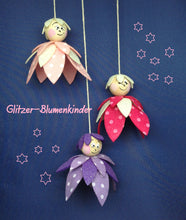 Lade das Bild in den Galerie-Viewer, Glitzer-Blumenkinder aus Filz; flieder, rosa, pink