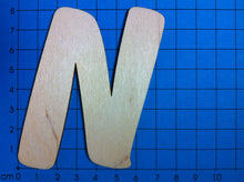 Lade das Bild in den Galerie-Viewer, Buchstaben in 8cm aus Holz