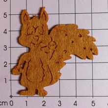 Lade das Bild in den Galerie-Viewer, Eichhörnchen, Filz