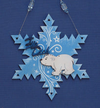 Lade das Bild in den Galerie-Viewer, Eisbär laufend aus Holz