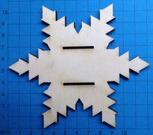 Lade das Bild in den Galerie-Viewer, Weihnachtsdekoartikel mit Schlitz für Dekoband