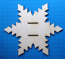 Lade das Bild in den Galerie-Viewer, Weihnachtsdekoartikel mit Schlitz für Dekoband