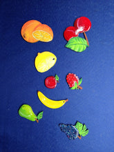 Lade das Bild in den Galerie-Viewer, Johannisbeere aus Holz