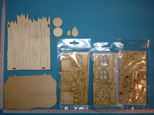 Lade das Bild in den Galerie-Viewer, Bastelset aus Holz: Häschenschule mit kleinen Hasen