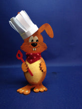 Lade das Bild in den Galerie-Viewer, Kochmützen aus Filz mit Zubehör aus Holz