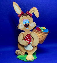 Lade das Bild in den Galerie-Viewer, Hasenmädchen als Standfigur 30cm aus Holz