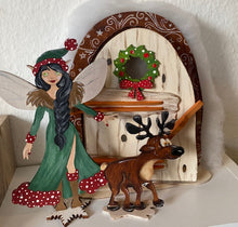 Lade das Bild in den Galerie-Viewer, Wichteltür rund aus Holz