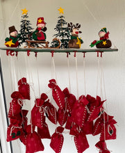 Lade das Bild in den Galerie-Viewer, Wichtel aus Filz