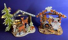 Lade das Bild in den Galerie-Viewer, Stall / Krippe aus Holz