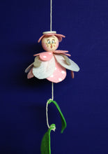 Lade das Bild in den Galerie-Viewer, Blumenkinder mit rundem Blütenkleid: rosa-pink-weiß