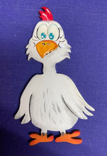Lade das Bild in den Galerie-Viewer, Hahn aus Holz, Glotz-Gockel
