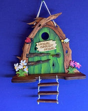 Lade das Bild in den Galerie-Viewer, Schild aus Holz mit Gravur "Home sweet Home"