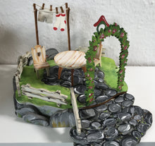 Lade das Bild in den Galerie-Viewer, Gartenbogen mit Blätter aus Holz für Landschaft