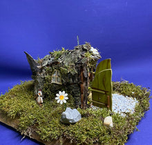 Lade das Bild in den Galerie-Viewer, Tür mit Fenster für 11cm-Tontopf